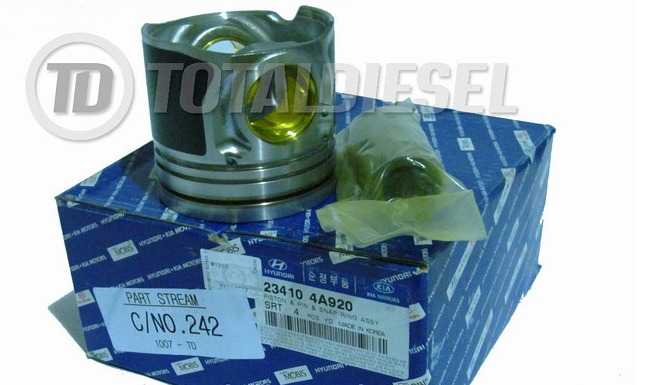 Поршни с пальцами D4CB с 2006г. 170 л.с. Sorento/Starex/Grand Starex/H1 (Соренто/Гранд Старекс/Старекс) номинал комплект Поршни с пальцами D4CB с 2006г. 170 л.с. Sorento/Starex/Grand Starex/H1 (Соренто/Гранд Старекс/Старекс) номинал комплект