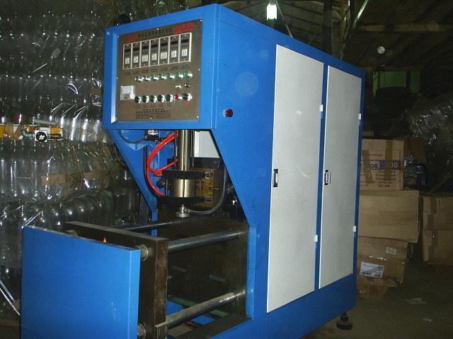 Оборудование для производства  ПЭТ бутылок и банок