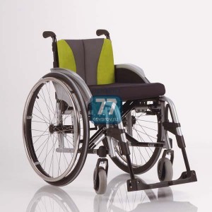 Инвалидная кресло-коляска 