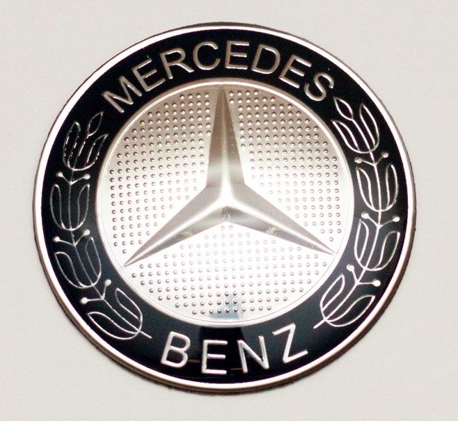 Эмблема на багажник Mercedes Benz