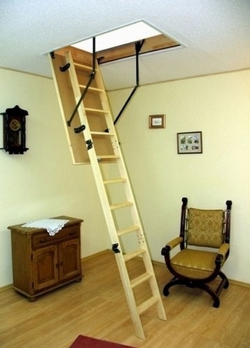 Лестница раскладная деревянная чердачная