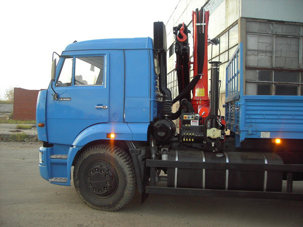 Бортовой автомобиль КАМАЗ-43118 с КМУ Palfinger PK15500A