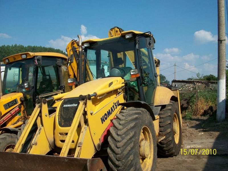 Экскаватор-Погрузчик  Komatsu WB93S-5