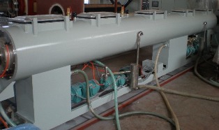 Экструзионная линия по производству водопроводной трубы большого диаметра из ПНД/ПВД
