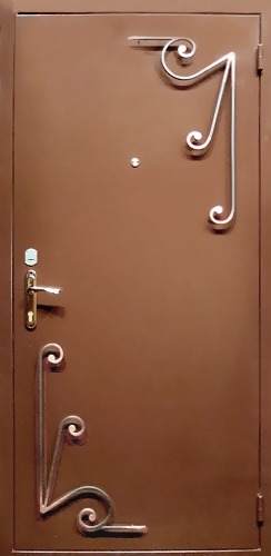 Дверь на заказ входная с отделкой металлом (Модель №73)