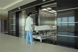 Лифты больничные