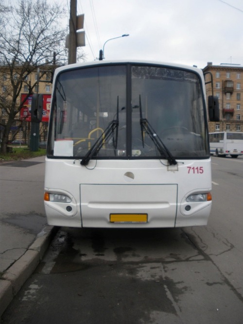 Автобус КАвЗ-4235-33