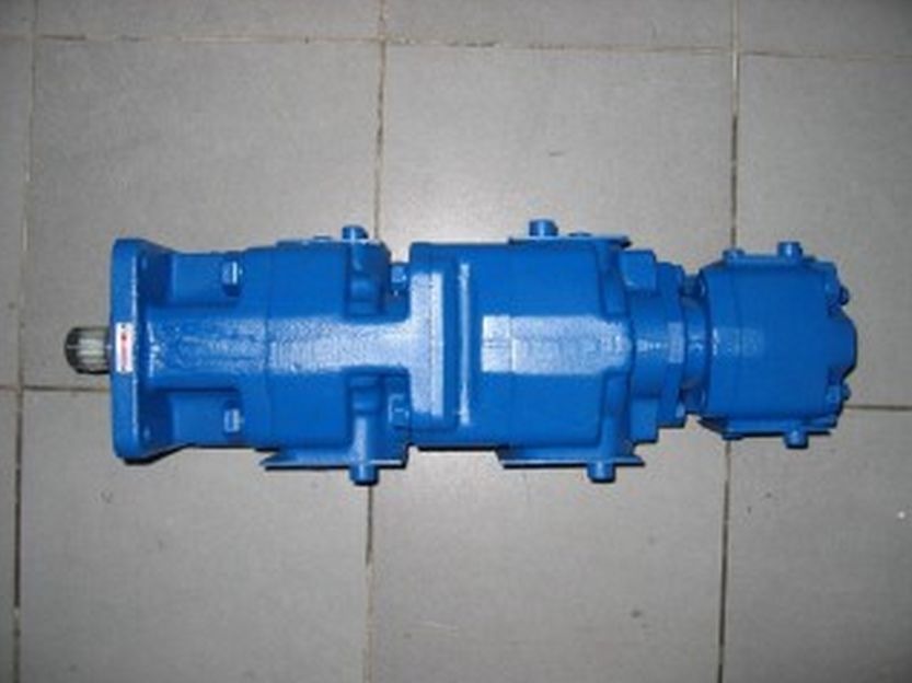 Шестеренчатый насос Kato NK500E-3 Main Pump 609-19600001