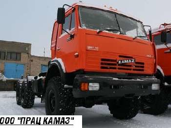 Тягач Камаз 44108