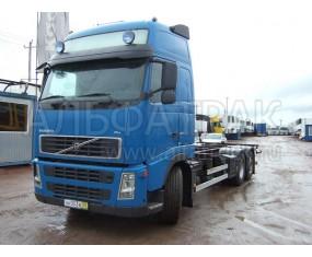 Контейнеровоз VOLVO FH13A