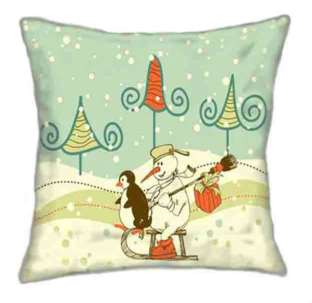 Декоративная подушка Снеговик на санках