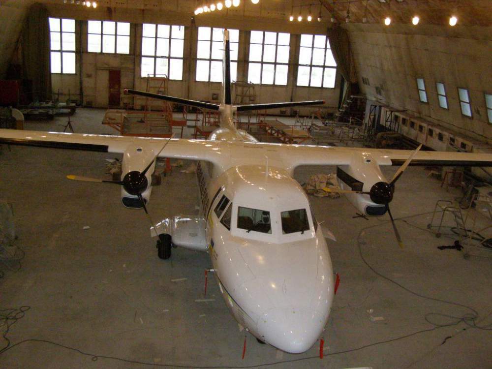 Самолет Л-410 УВП