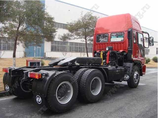 Седельный тягач Iveco Ling ye