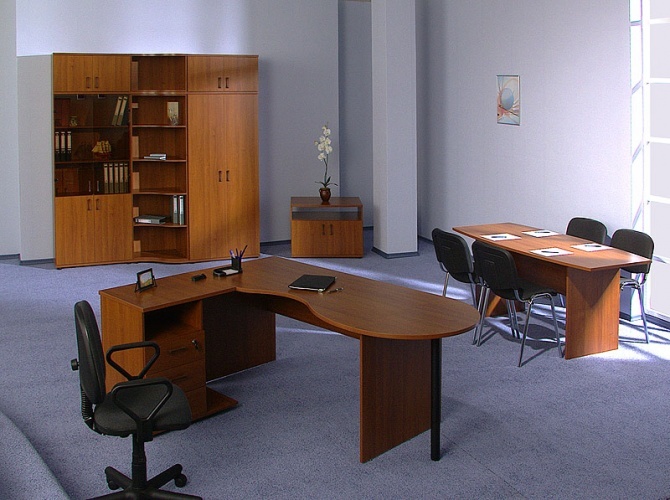 Стол офисный