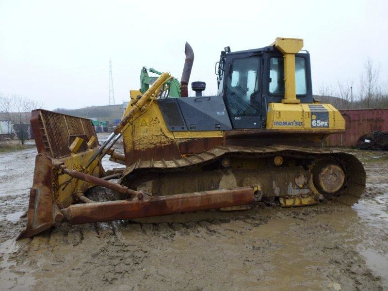 Бульдозер Komatsu D 65 PX-15EO.