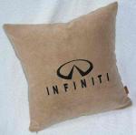 Автомобильная подушка Infiniti бежевая