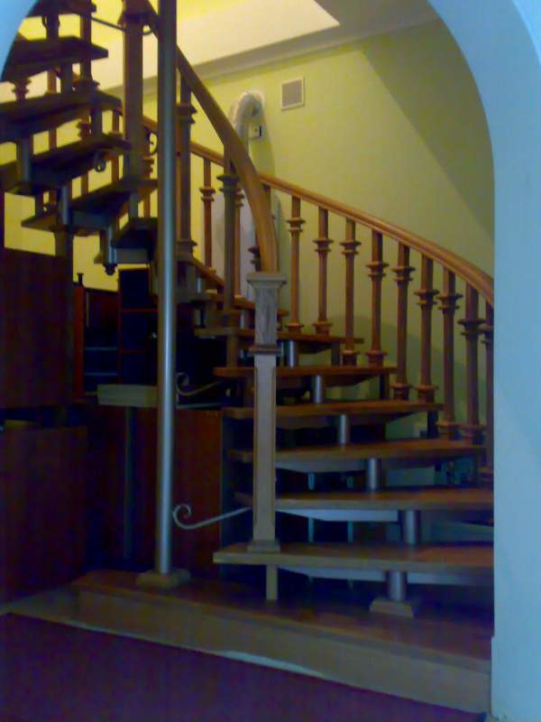 Металлические лестницы широко используются в современном строительстве. Крым, Симферополь, Севастополь, Алушта, Ялта, Евпатория, Джанкой,