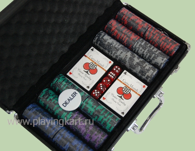 Покерный набор на 300 фишек с номиналом ГД6/300