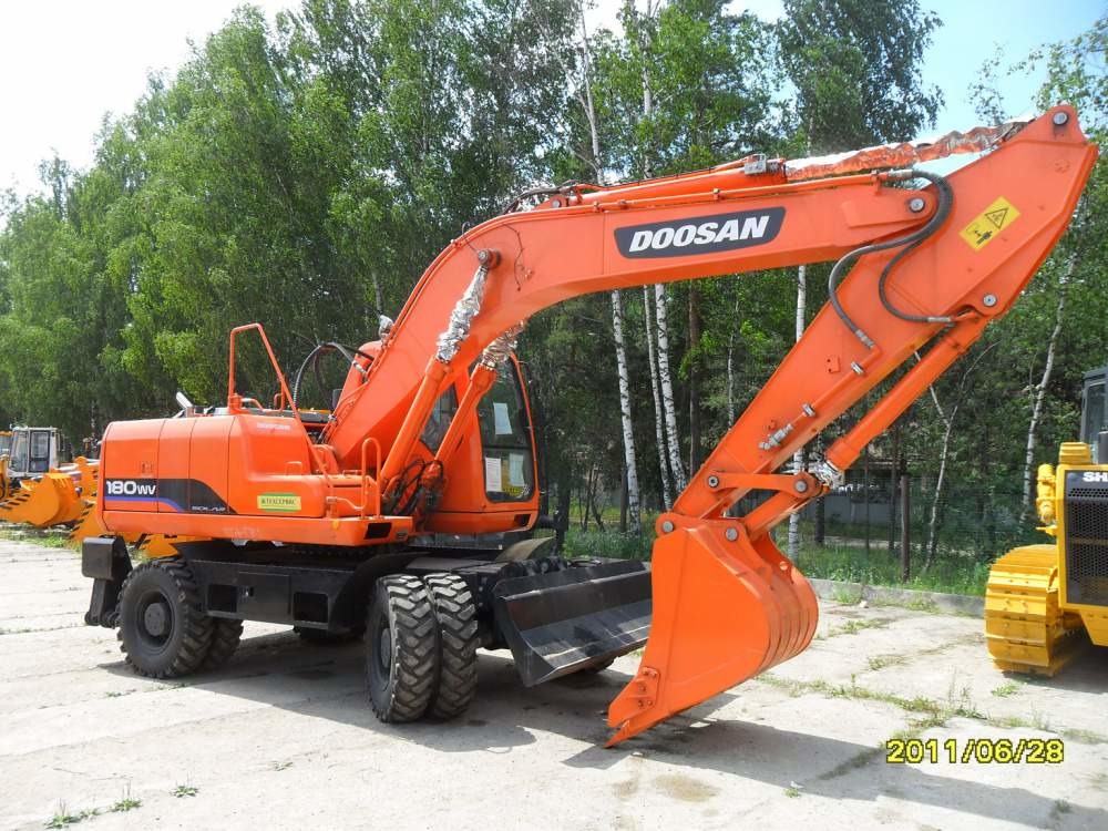 Doosan S180