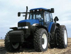 Универсально-пропашной трактор NEW HOLLAND T7000