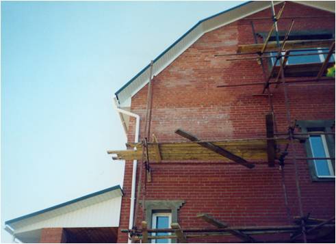 Средство для очистки фасадов от цементного раствора и высолов