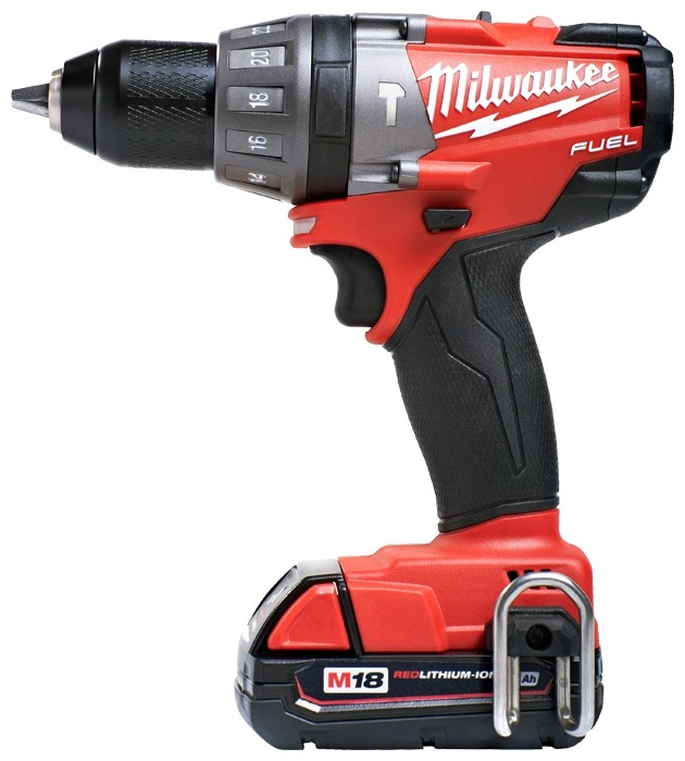 Аккумуляторная дрель шуруповерт M18 CDD-22C MILWAUKEE