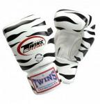 Перчатки боксерские FBGV-2B  Twins Tiger кожа 10 oz  белые