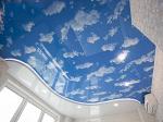 Натяжной потолок облака заказать в Омске